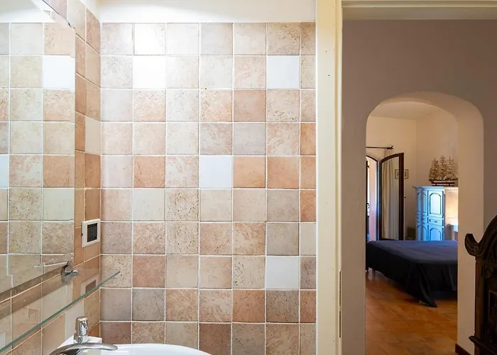 - Con Piscina E Parcheggio Privato *