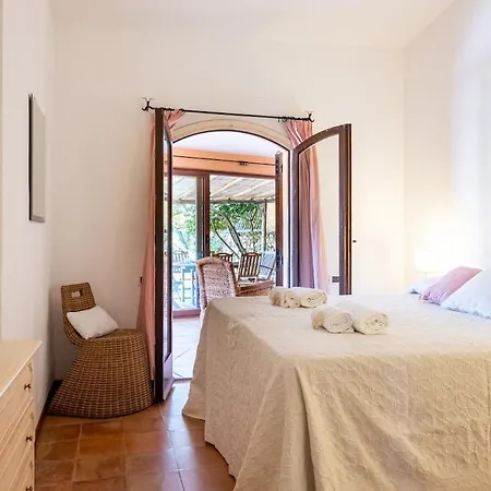 - Con Piscina E Parcheggio Privato *