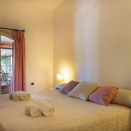 - Con Piscina E Parcheggio Privato