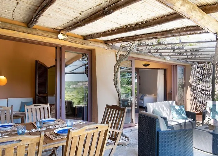 - Con Piscina E Parcheggio Privato