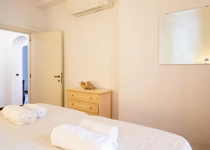 - Con Piscina E Parcheggio Privato *